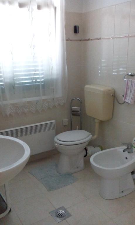Apartment Tuja Jadrtovac الغرفة الصورة