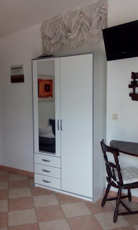 Apartment Tuja Jadrtovac الغرفة الصورة