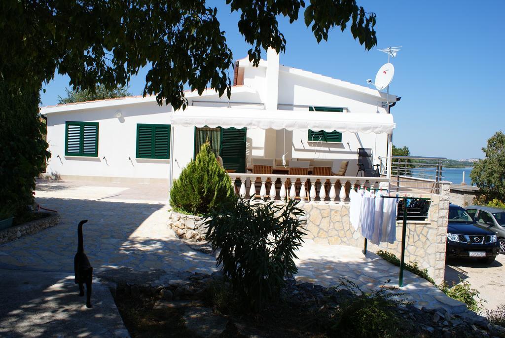 Apartment Tuja Jadrtovac الغرفة الصورة